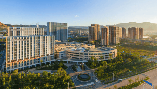 金地峯境营销中心网站 设计理念与功能解析